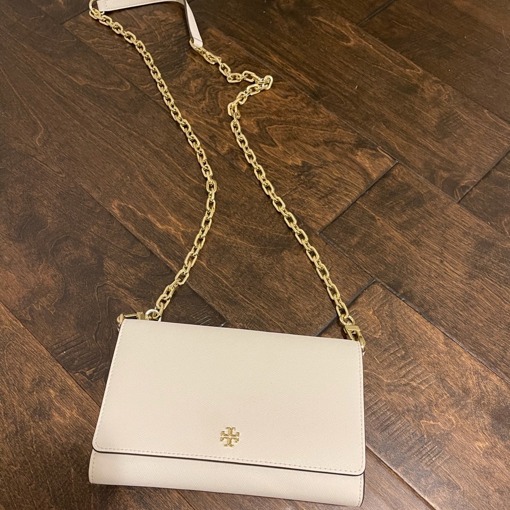 Tory Burch white wallet/purse